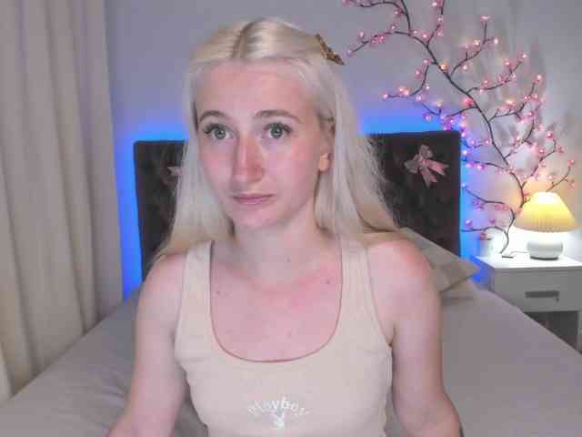 HollyTaillor webcam