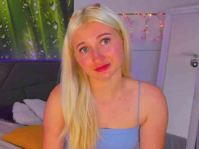 HollyTaillor webcam