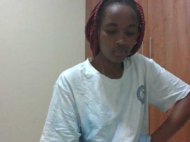 shanizz001's BongaCams show and profile