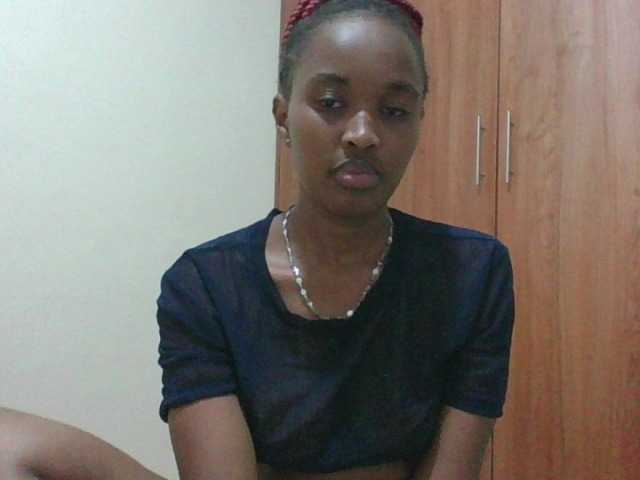 shanizz001's BongaCams show and profile