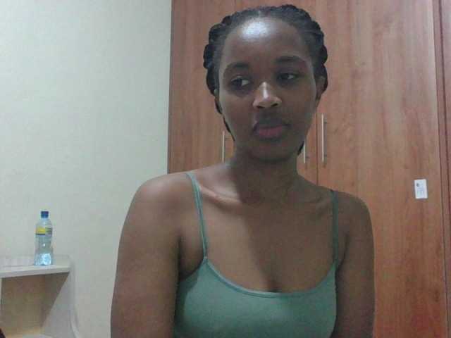 shanizz001's BongaCams show and profile