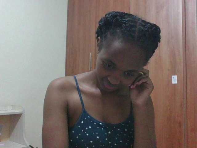 shanizz001's BongaCams show and profile