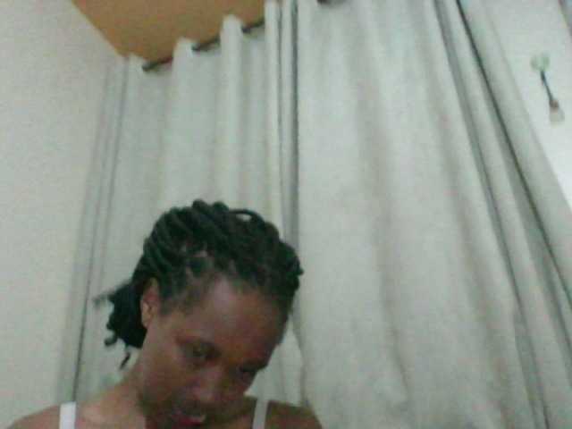 shanizz001's BongaCams show and profile