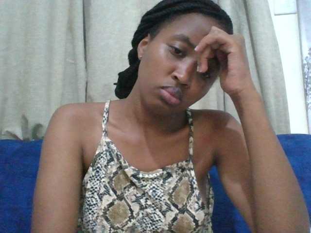 shanizz001's BongaCams show and profile