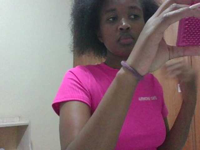 shanizz001's BongaCams show and profile