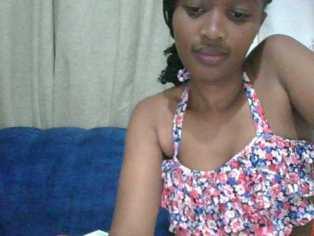 shanizz001's BongaCams show and profile