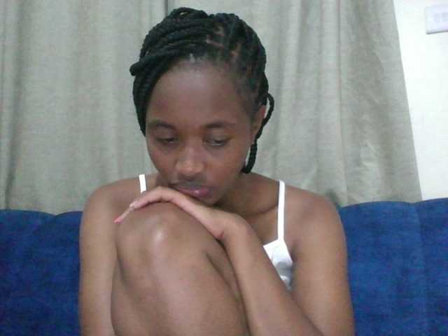 shanizz001's BongaCams show and profile