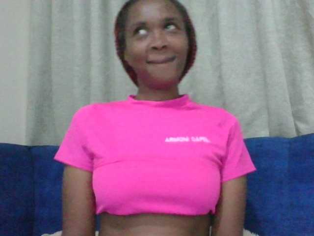 shanizz001's BongaCams show and profile