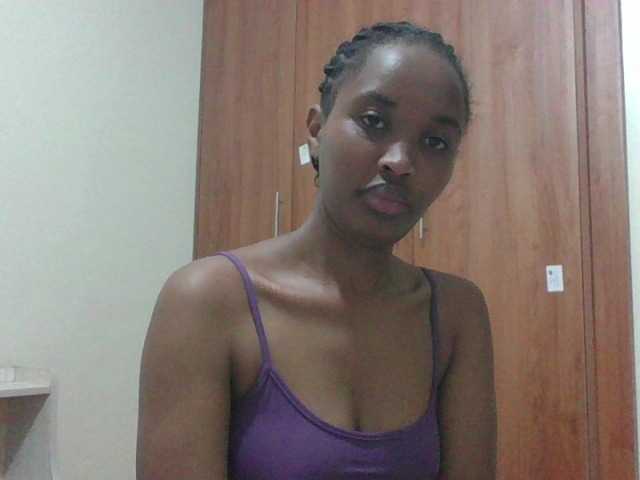 shanizz001's BongaCams show and profile