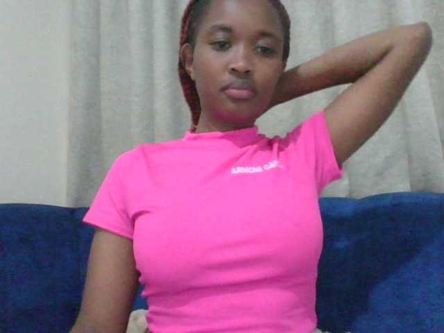 shanizz001's BongaCams show and profile