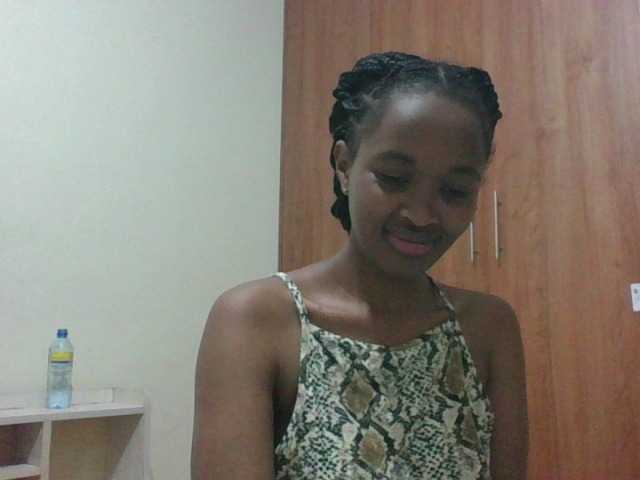 shanizz001's BongaCams show and profile