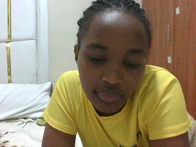 shanizz001's BongaCams show and profile