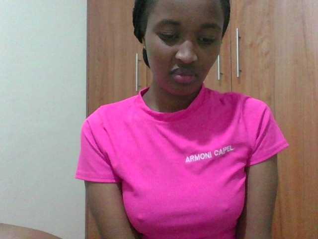 shanizz001's BongaCams show and profile