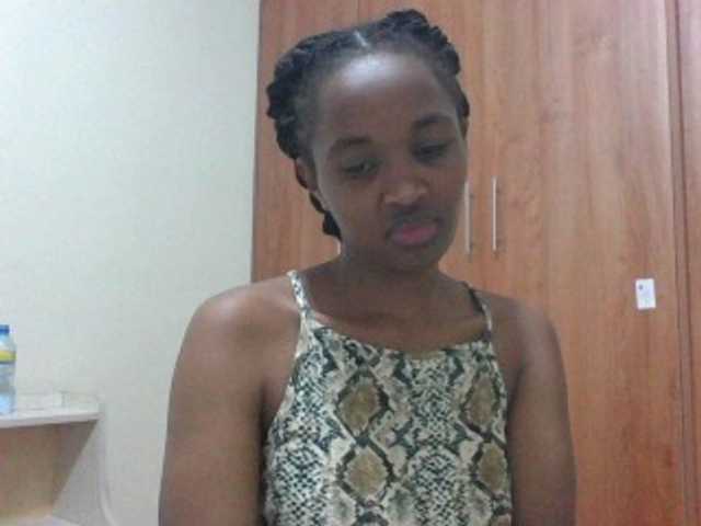 shanizz001's BongaCams show and profile