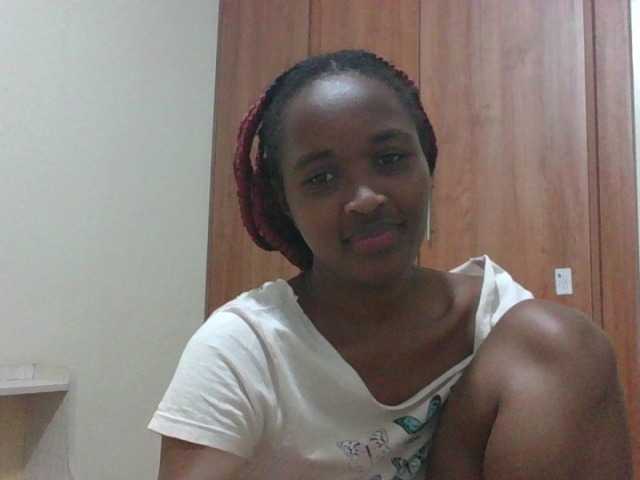 shanizz001's BongaCams show and profile