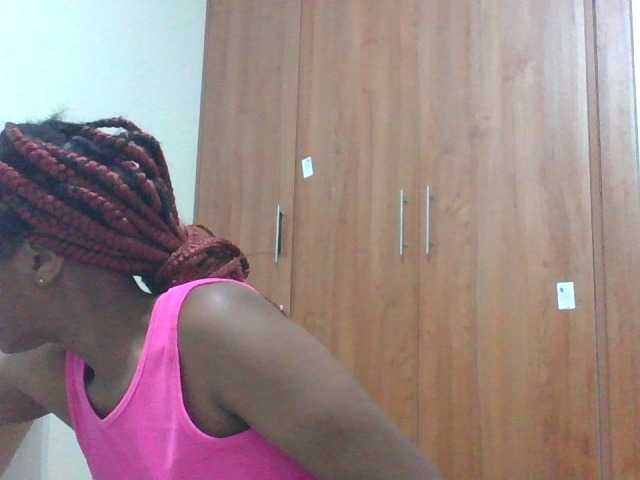 shanizz001's BongaCams show and profile