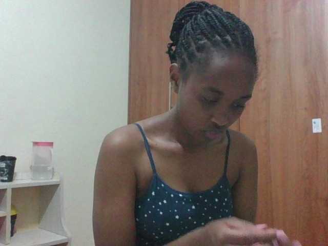 shanizz001 live cam profile