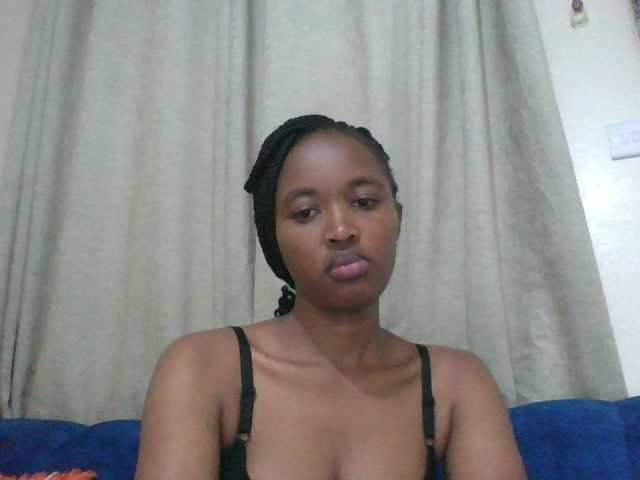 shanizz001's BongaCams show and profile