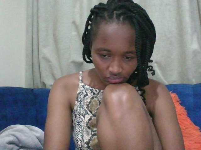 shanizz001's BongaCams show and profile