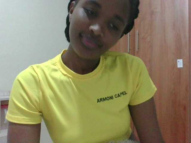 shanizz001's BongaCams show and profile