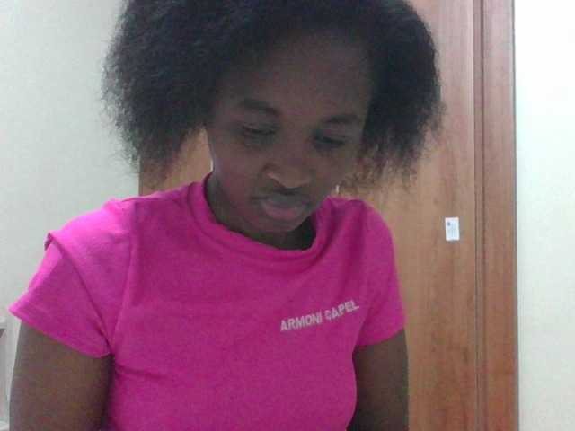 shanizz001's BongaCams show and profile