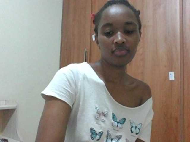 shanizz001's BongaCams show and profile