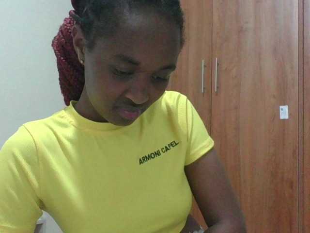 shanizz001's BongaCams show and profile