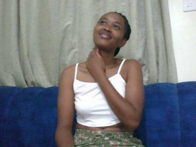 shanizz001's BongaCams show and profile