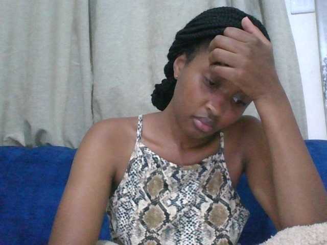 shanizz001's BongaCams show and profile