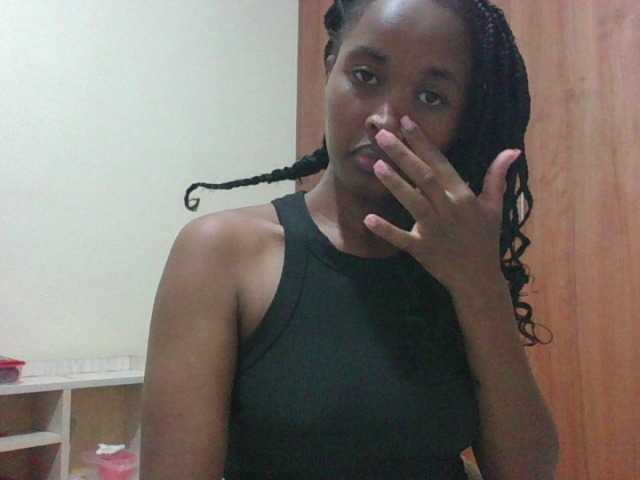 shanizz001's BongaCams show and profile