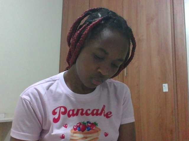 shanizz001's BongaCams show and profile