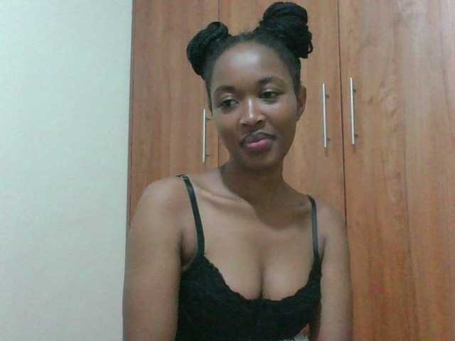 shanizz001's BongaCams show and profile