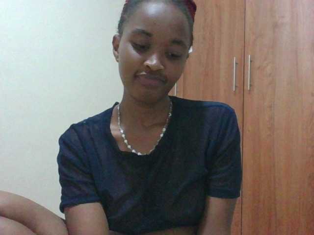 shanizz001's BongaCams show and profile