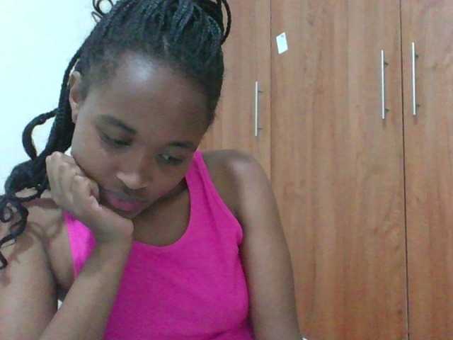 shanizz001's BongaCams show and profile