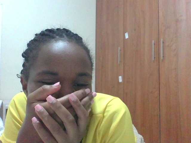 shanizz001's BongaCams show and profile