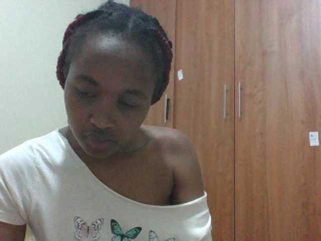 shanizz001's BongaCams show and profile