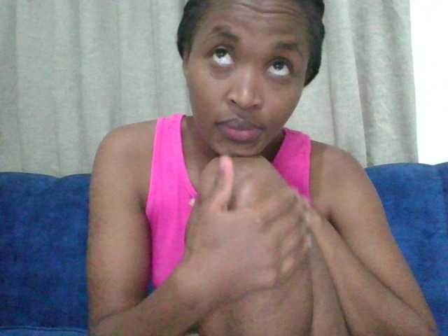 shanizz001's BongaCams show and profile