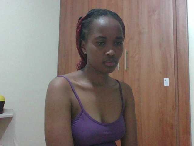 shanizz001's BongaCams show and profile