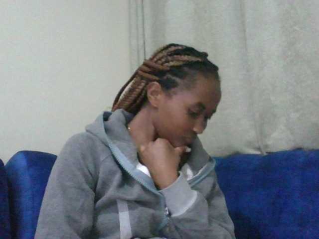 shanizz001's BongaCams show and profile