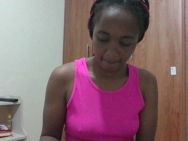 shanizz001's BongaCams show and profile