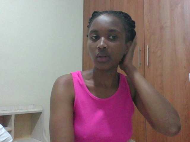 shanizz001's BongaCams show and profile