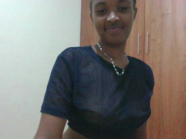 shanizz001's BongaCams show and profile