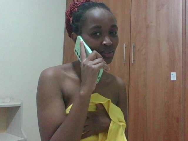 shanizz001's BongaCams show and profile