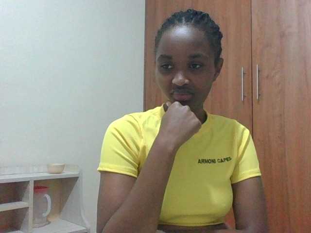 shanizz001's BongaCams show and profile