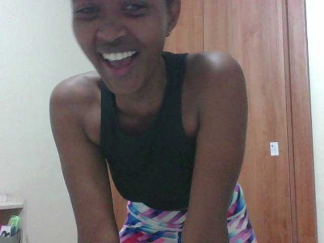 shanizz001's BongaCams show and profile