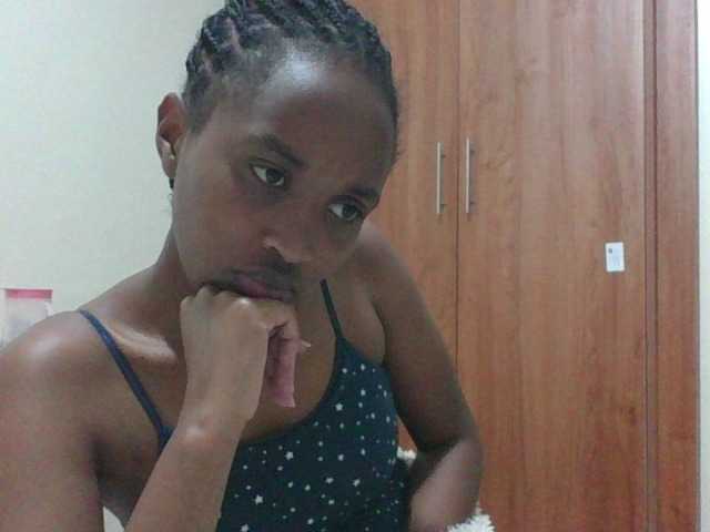 shanizz001's BongaCams show and profile