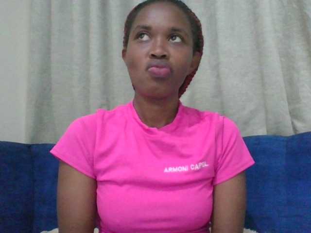 shanizz001's BongaCams show and profile