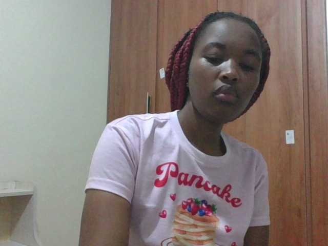 shanizz001's BongaCams show and profile