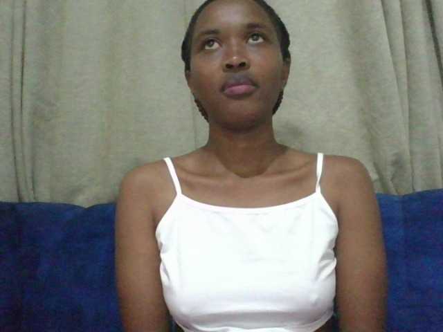 shanizz001's BongaCams show and profile