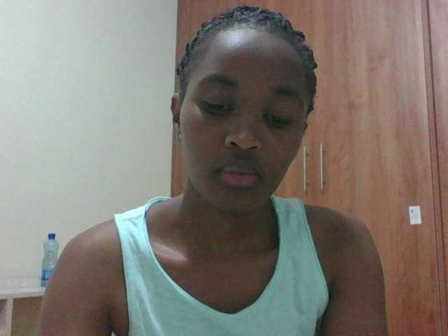 shanizz001 live cam profile